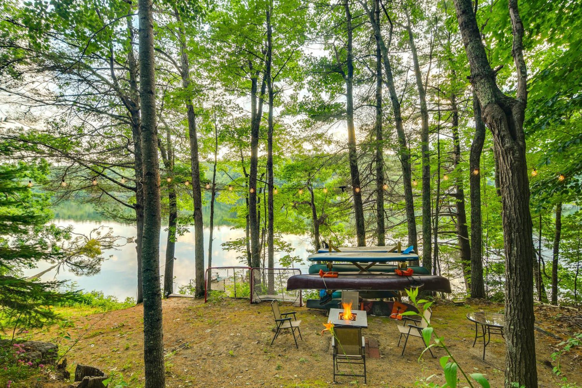 Waterfront Escape With Kayak, Paddle Boards, And Sauna Villa Casco Kültér fotó