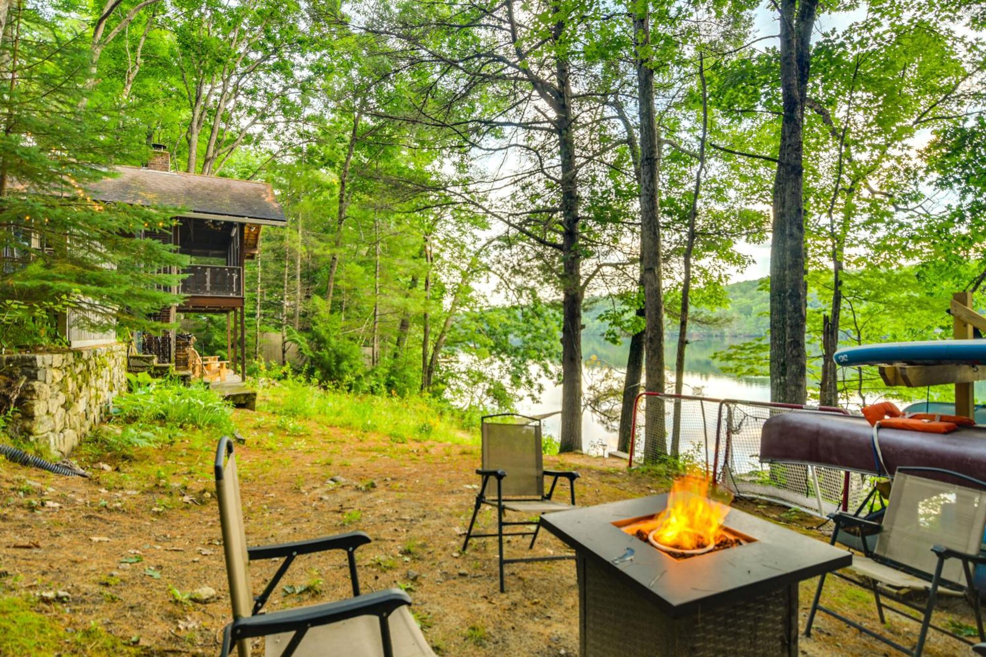 Waterfront Escape With Kayak, Paddle Boards, And Sauna Villa Casco Kültér fotó